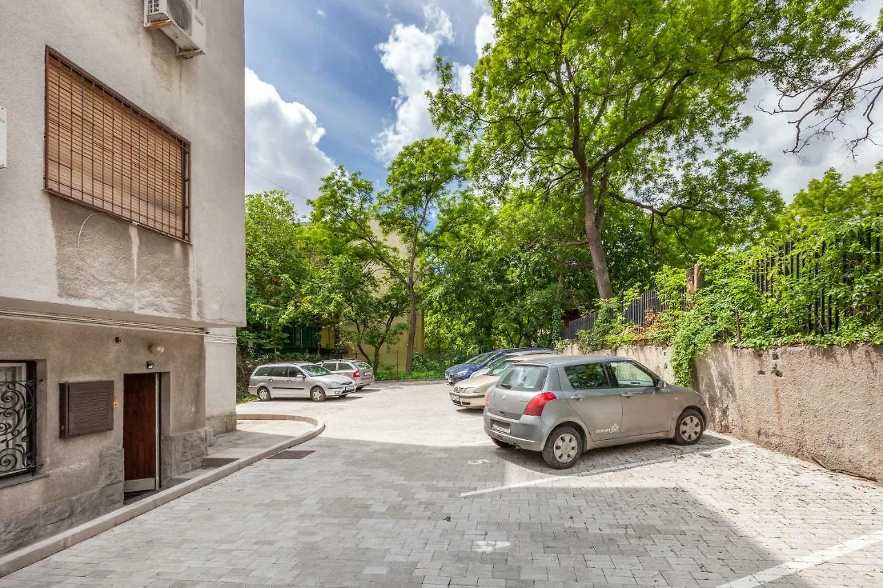 Terrace Apartments At City Park 부다페스트 0*,  헝가리